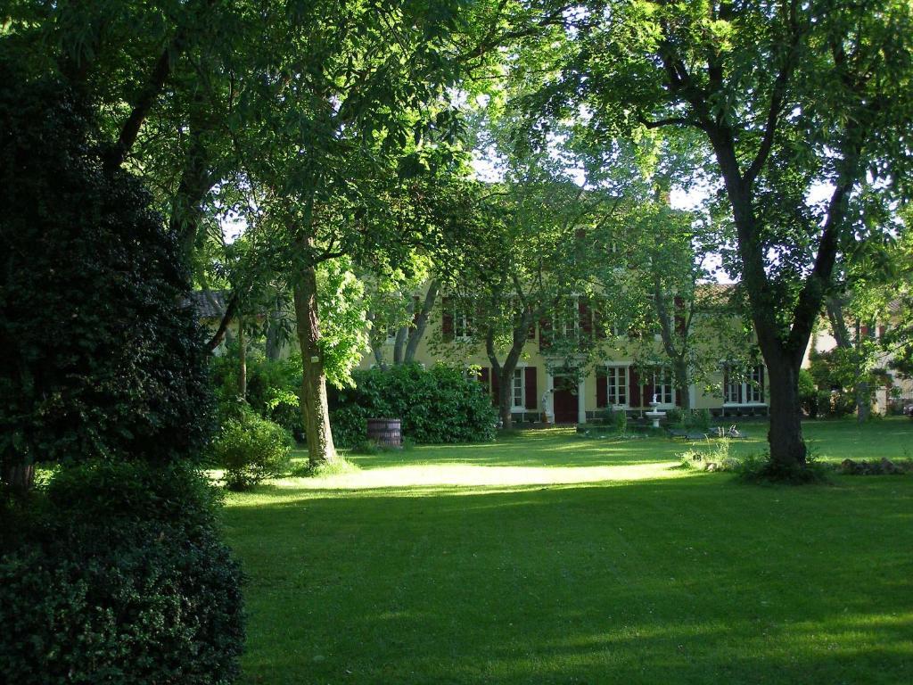 Le Relais Du Silence Chateau Lavail Hotel Labastide-d'Anjou Exterior photo